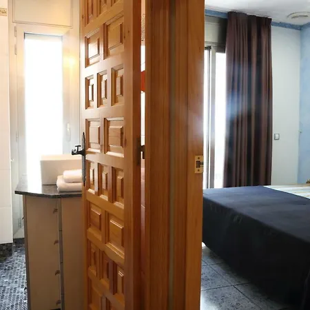 Апартаменти Atico Con Piscina Privada!!! Playa 5 Min!!! *
