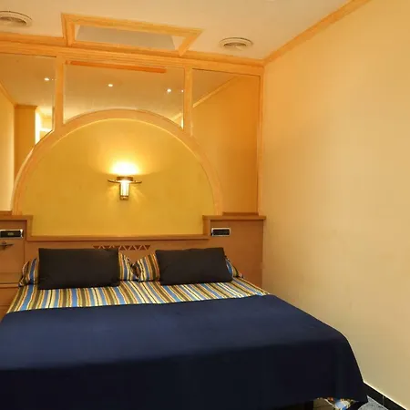 Atico Con Piscina Privada!!! Playa 5 Min!!!